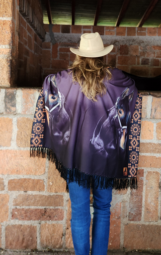 RUANA CABALLO  NEGRO.